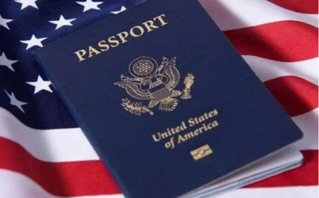 签证延期失败、移民申请被否，统统都要被美国立刻遣送出境！